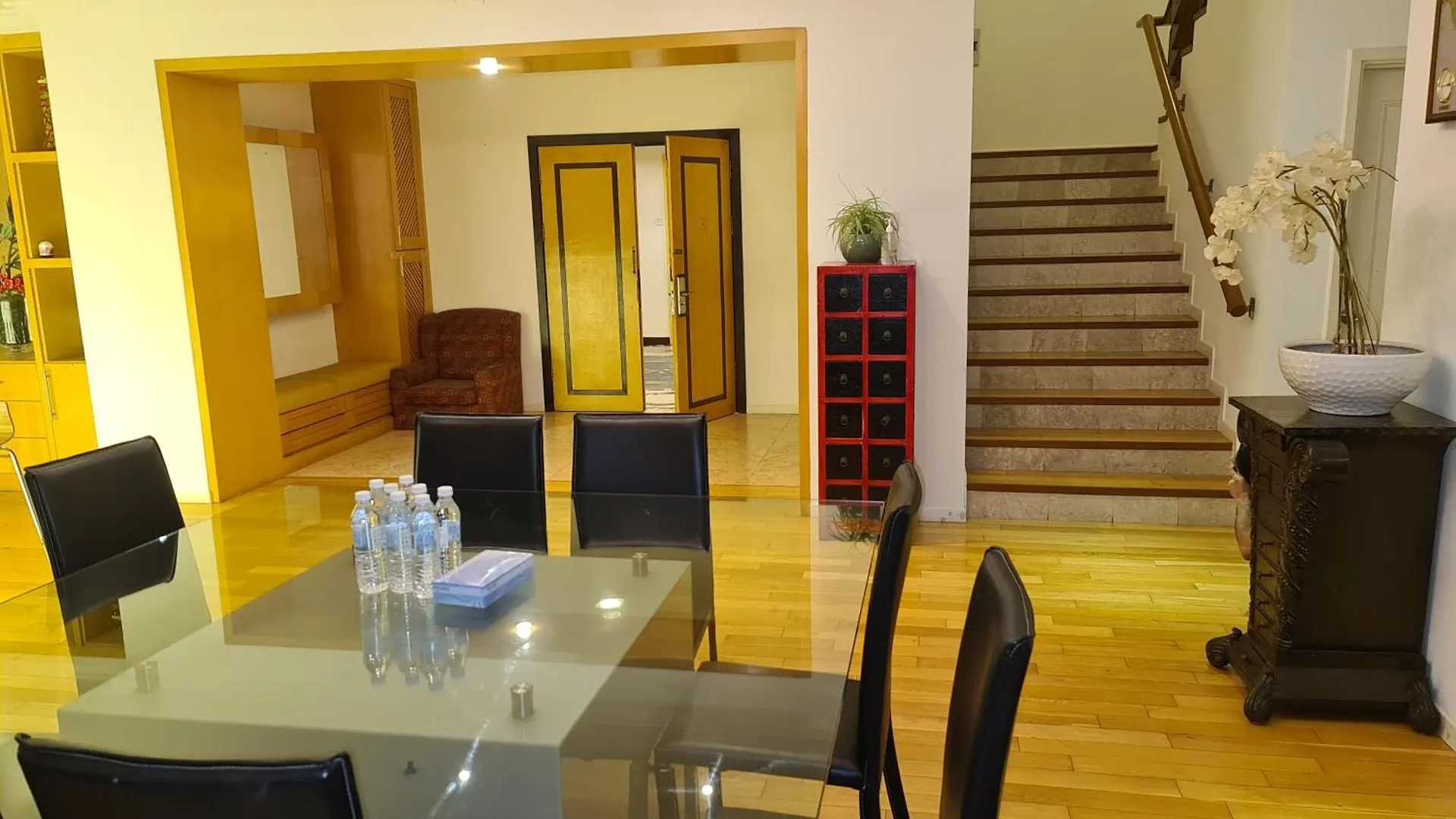 Apartment Raymond Suites At Times Square Kuala Lumpur Malaysia