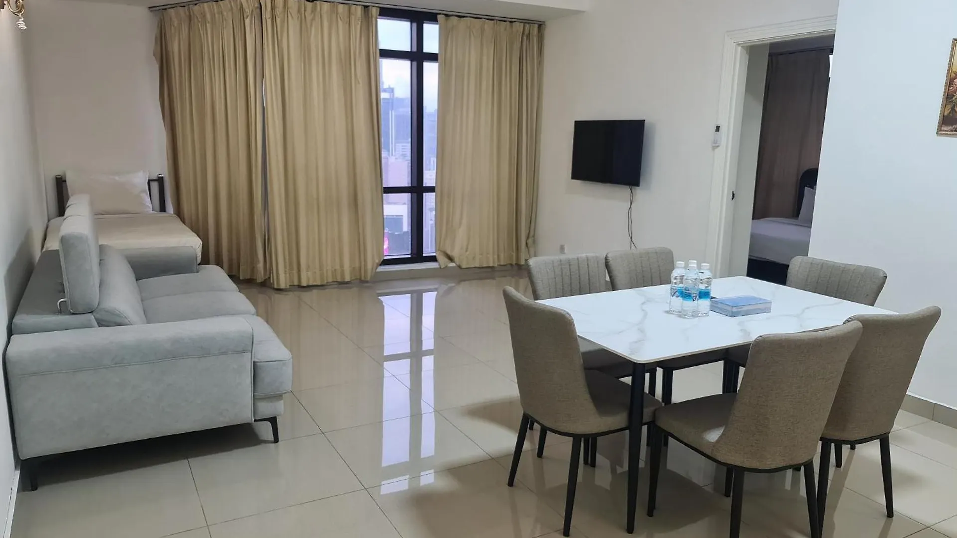 Raymond Suites At Times Square 吉隆坡 0*,  马来西亚